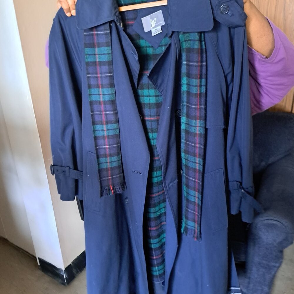 Womens navy blue Raincoat